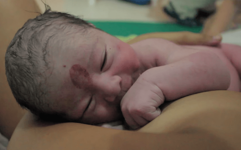 "A la vida por este privilegio, siempre daré las gracias. A mis hijos porque me han permitido conocer cuánto amor, valor y poder hay en mi ser, a Dary por su compañía y amor, a mi mamá por su fuerza que vive dentro de mí, a mi hermana por su risa y complicidad, a mi papá por su nobleza": Lina Marcela Gallo Benitez