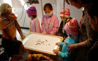 Leer en hospitales para acompañar a los niños