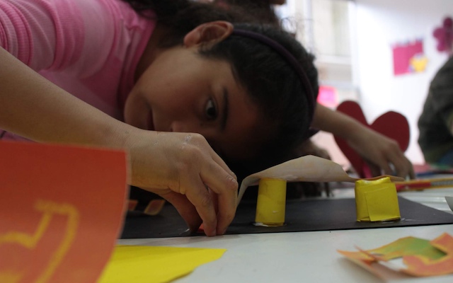 Infancia, arquitectura y la Plaza de la hoja: una experiencia de Lunárquicos