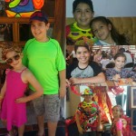 Los hijos de Sandra Viviana son los príncipes de su castillo. Aman leer, cantar, actuar y jugar juntos. Las cajas son sus favoritas porque con ellas inventan juntos todo tipo de juguetes: “Hace unos años, de 2 y 6 añitos respectivamente, de Navidad les regalamos los juguetes más lindos y ellos super emocionados abrieron las cajas para luego... unirlas todas y jugar durante díasssssss con las cajas como un túnel. No tocaron ningún juguete. Las decoraron y pintaron y fue una de sus mejores navidades😁 . Son realmente Únicos. Aún hoy día su mejor regalo y el más original sigue siendo una MÁGICA caja. Adoran convertirla en robots, planetas, naves y ciudades”.