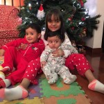 Gabriel, el segundo hijo de Carolina Ramón Rodríguez, creía que Emilio el bebé pequeño era un "guau, guau" y desde que nació y hasta dos semanas después así se refería a su hermanito.