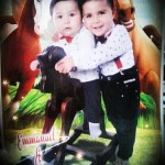 Emmanuel y Santiago son los hijos de Sandra Cecilia Angarita, quien nos cuenta: “mis hijos se aman...comparten muchas travesuras y juegos en su idioma jejeje”.