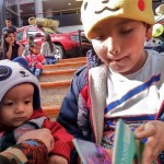 Una de las actividades que reúne a menudo a los hijos de Andrea Medina es la lectura. El mayor le lee al menor y han compartido historias como El oso que no lo era; Elmer y No te rías, Pepe; así como muchas historias creadas por ellos mismos.