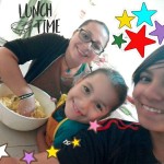 Nos dijo marce Mendieta: Aquí #SomosColombia y preparamos unas deliciosas arepas de maíz amarillo. Excelente plan para compartir con quienes amamos.